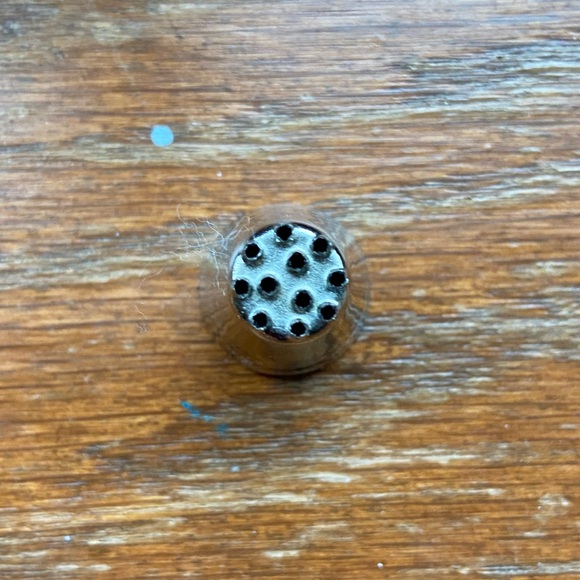 Wilton Piping Tips - Quality over 20 years - Picture 4 of 10